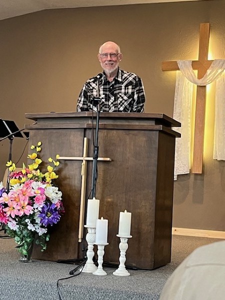 Steve doing Prayer and Praise!